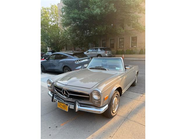 1969 Mercedes-Benz 280 SL Pagoda (CC-2087145) for sale in BROOKLYN, New York