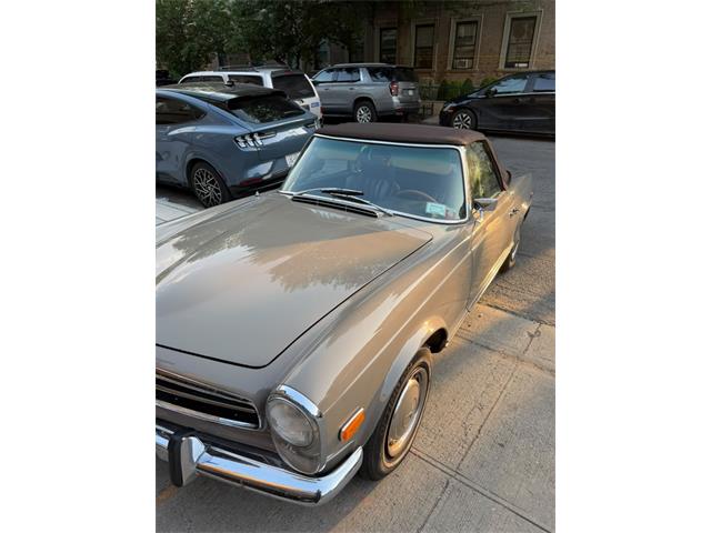 1969 Mercedes-Benz 280 SL Pagoda (CC-2087145) for sale in BROOKLYN, New York