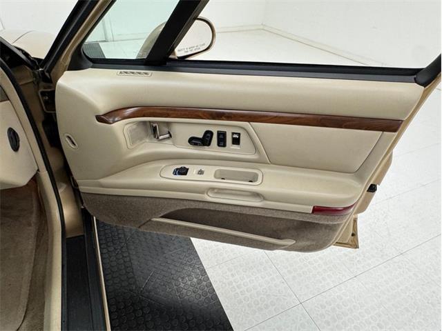 1998 Oldsmobile LSS (CC-2087155) for sale in Morgantown, Pennsylvania