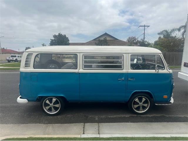 1972 Volkswagen Bus (CC-2087242) for sale in Cadillac, Michigan