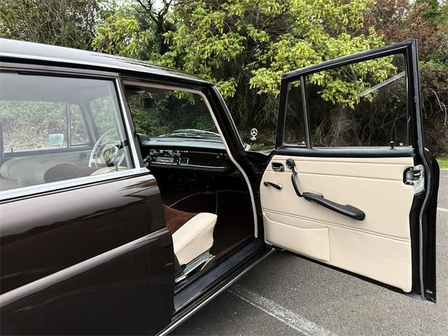 1968 Mercedes-Benz 230 (CC-2087364) for sale in Gladstone, Oregon