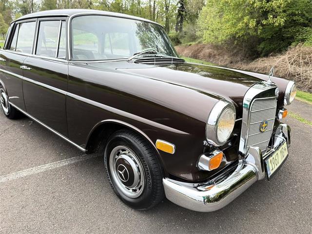 1968 Mercedes-Benz 230 (CC-2087364) for sale in Gladstone, Oregon