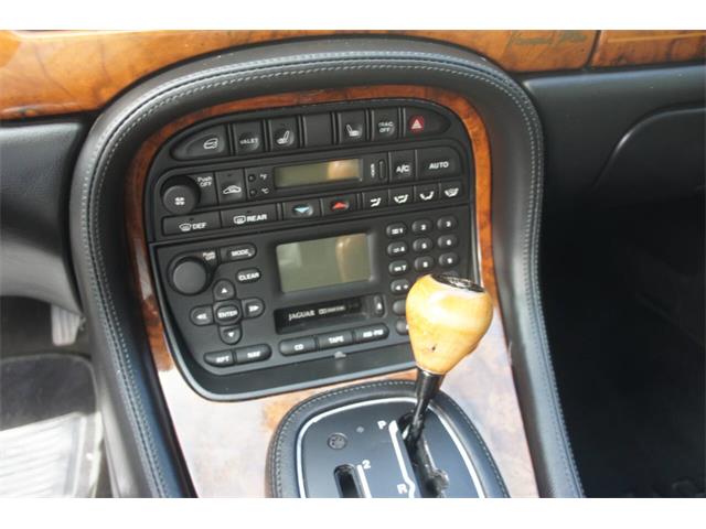2002 Jaguar XJ (CC-2087381) for sale in Lantana, Florida
