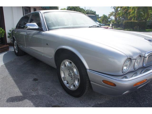 2002 Jaguar XJ (CC-2087381) for sale in Lantana, Florida