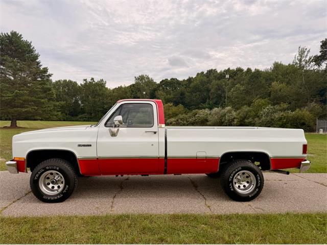 1985 Chevrolet K-10 (CC-2087419) for sale in Fenton, Michigan