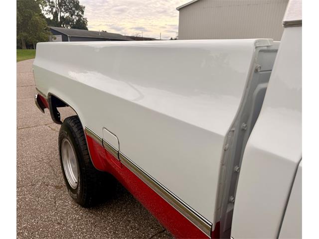 1985 Chevrolet K-10 (CC-2087419) for sale in Fenton, Michigan