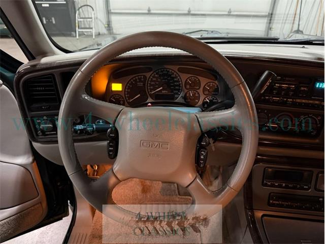 2001 GMC Sierra 1500 (CC-2087424) for sale in Holland , Michigan
