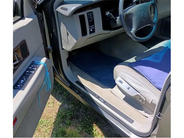 1996 Cadillac Fleetwood Brougham (CC-2087439) for sale in Rochester , New Hampshire