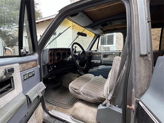 1989 Chevrolet Suburban (CC-2087452) for sale in Mobile, Alabama