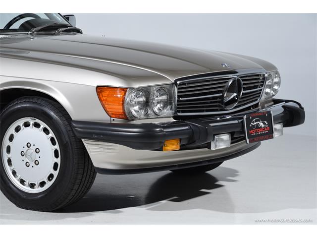 1988 Mercedes-Benz 560 (CC-2080076) for sale in Farmingdale, New York