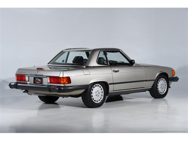 1988 Mercedes-Benz 560 (CC-2080076) for sale in Farmingdale, New York