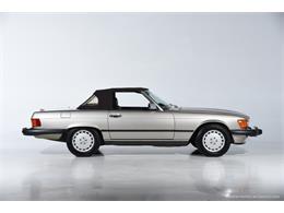 1988 Mercedes-Benz 560 (CC-2080076) for sale in Farmingdale, New York