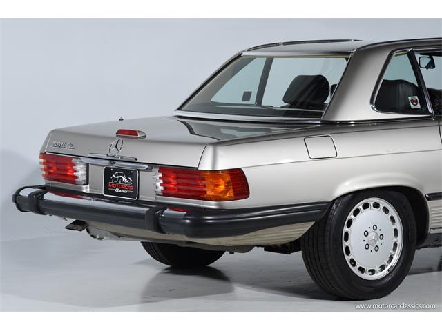 1988 Mercedes-Benz 560 (CC-2080076) for sale in Farmingdale, New York