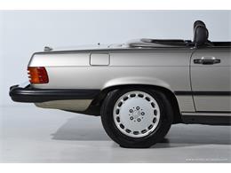 1988 Mercedes-Benz 560 (CC-2080076) for sale in Farmingdale, New York