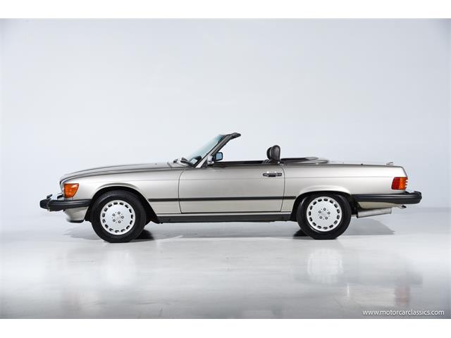 1988 Mercedes-Benz 560 (CC-2080076) for sale in Farmingdale, New York