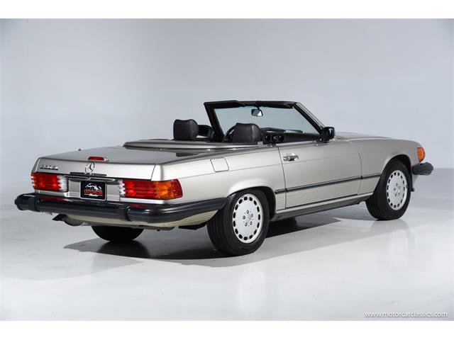 1988 Mercedes-Benz 560 (CC-2080076) for sale in Farmingdale, New York