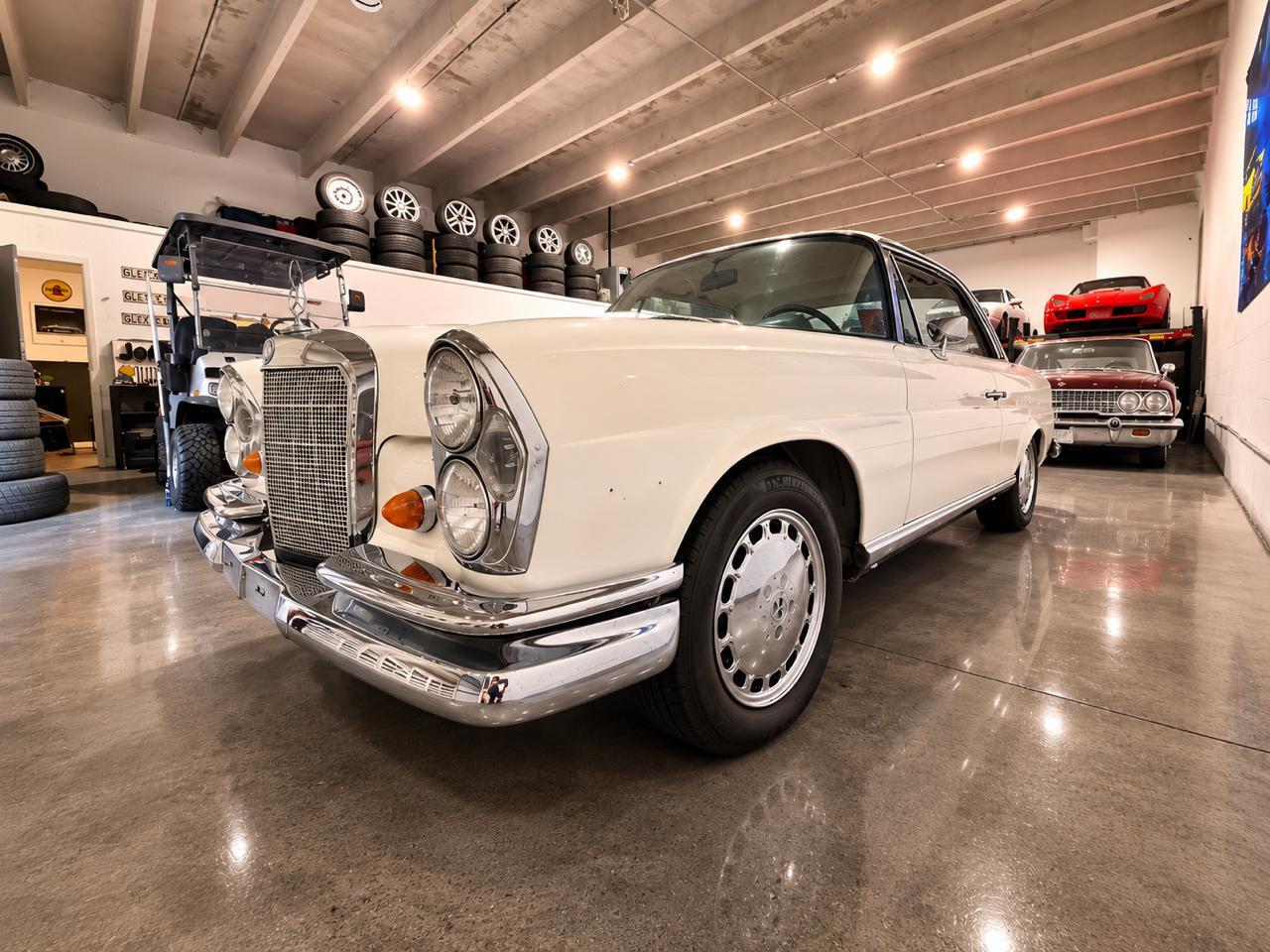 For Sale: 1968 Mercedes-Benz 250SE in Pompano Beach, Florida