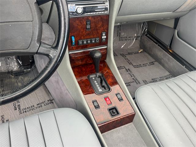 1986 Mercedes-Benz 560 (CC-2087781) for sale in Los Angeles, California