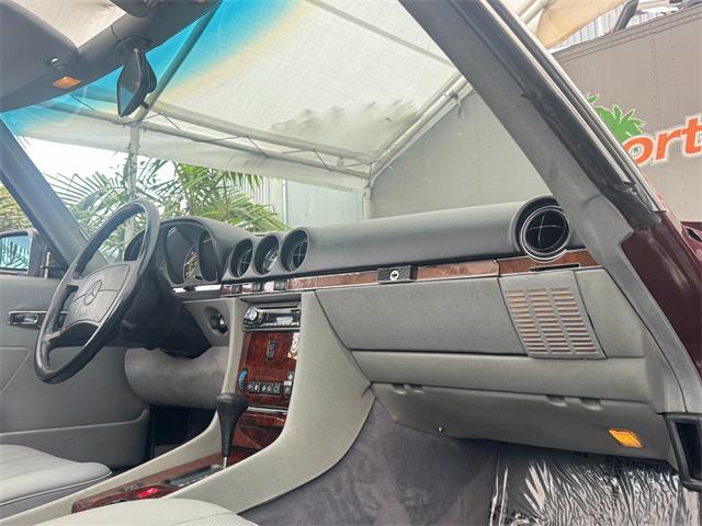 1986 Mercedes-Benz 560 (CC-2087781) for sale in Los Angeles, California