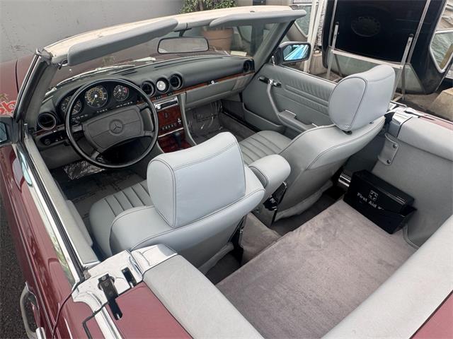 1986 Mercedes-Benz 560 (CC-2087781) for sale in Los Angeles, California