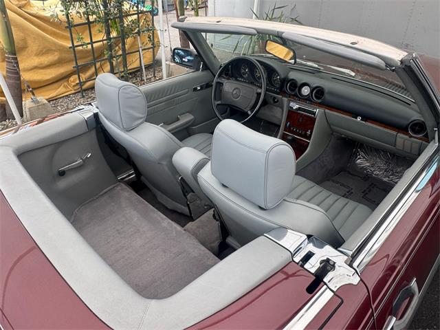 1986 Mercedes-Benz 560 (CC-2087781) for sale in Los Angeles, California