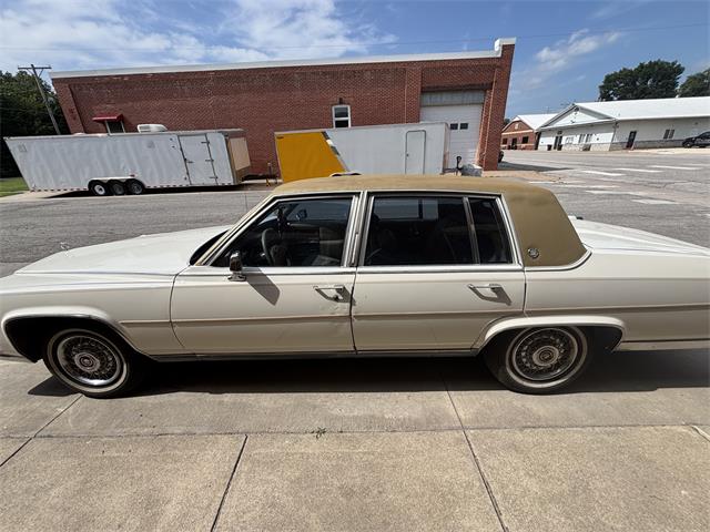 1986 Cadillac Fleetwood Brougham (CC-2087877) for sale in Benton, Kansas