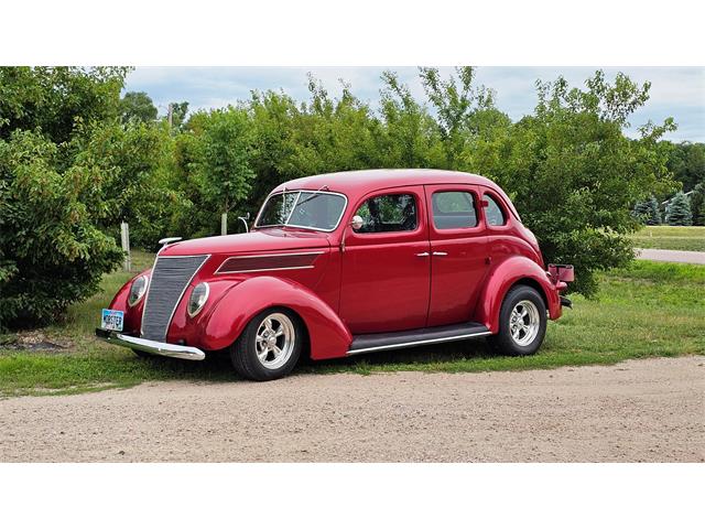1937 Ford 4-Dr Sedan (CC-2087929) for sale in Sioux Falls, South Dakota