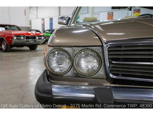 1987 Mercedes-Benz 560SL (CC-2087946) for sale in Kentwood, Michigan