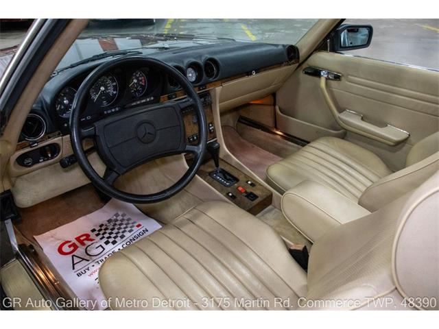 1987 Mercedes-Benz 560SL (CC-2087946) for sale in Kentwood, Michigan