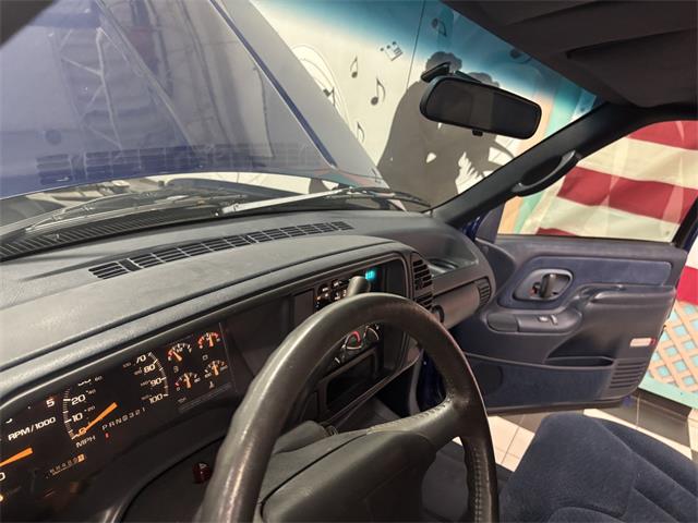 1995 Chevrolet Silverado 1500 (CC-2088006) for sale in Annandale, Minnesota