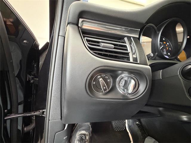 2025 Porsche Macan (CC-2088071) for sale in Allison Park, Pennsylvania