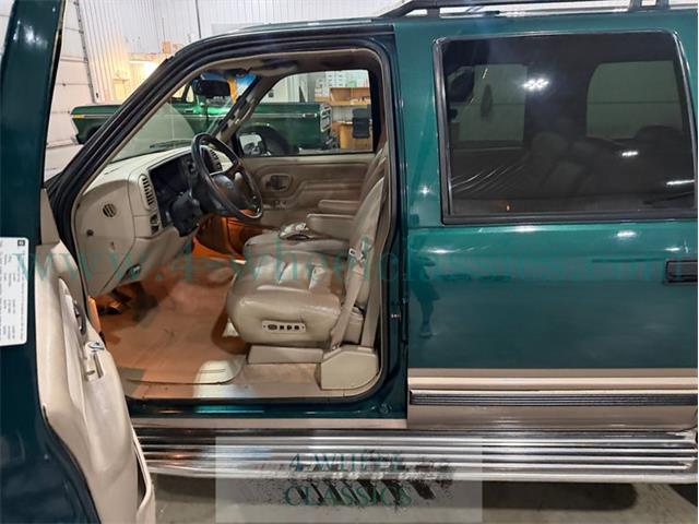 1996 Chevrolet Suburban (CC-2088111) for sale in Holland , Michigan