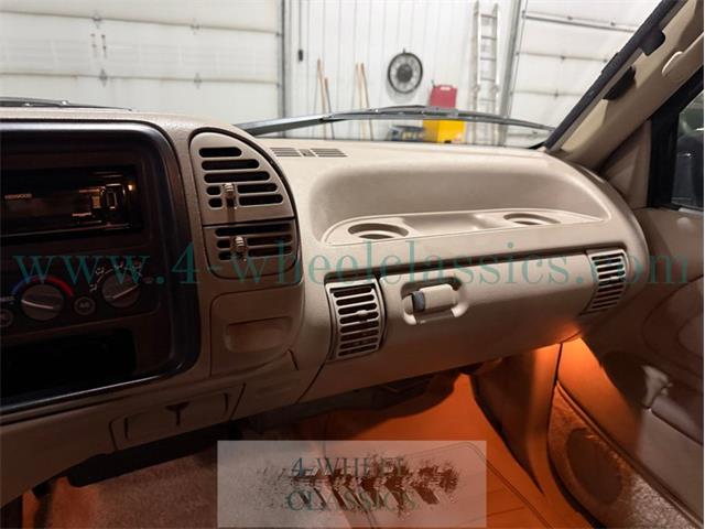 1996 Chevrolet Suburban (CC-2088111) for sale in Holland , Michigan