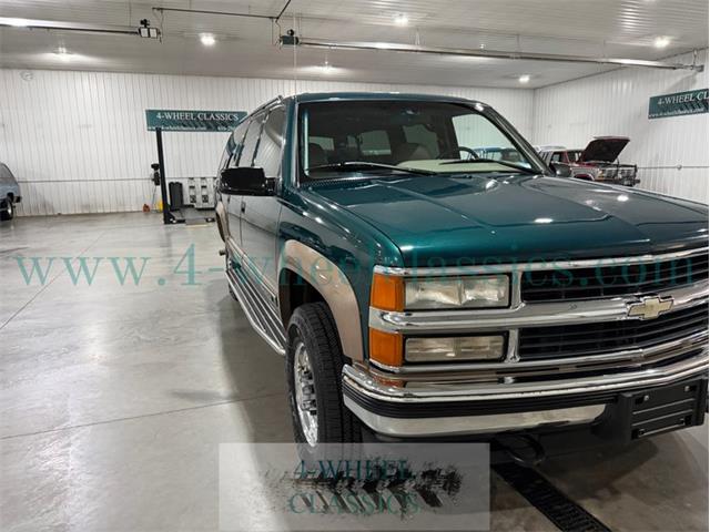 1996 Chevrolet Suburban (CC-2088111) for sale in Holland , Michigan