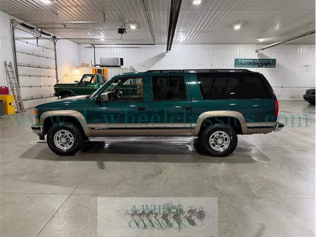 1996 Chevrolet Suburban (CC-2088111) for sale in Holland , Michigan