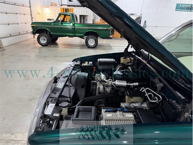 1996 Chevrolet Suburban (CC-2088111) for sale in Holland , Michigan