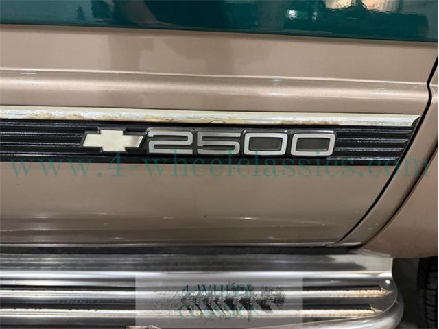 1996 Chevrolet Suburban (CC-2088111) for sale in Holland , Michigan