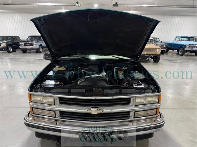 1996 Chevrolet Suburban (CC-2088111) for sale in Holland , Michigan