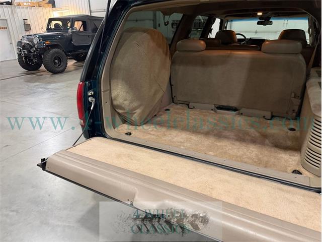 1996 Chevrolet Suburban (CC-2088111) for sale in Holland , Michigan