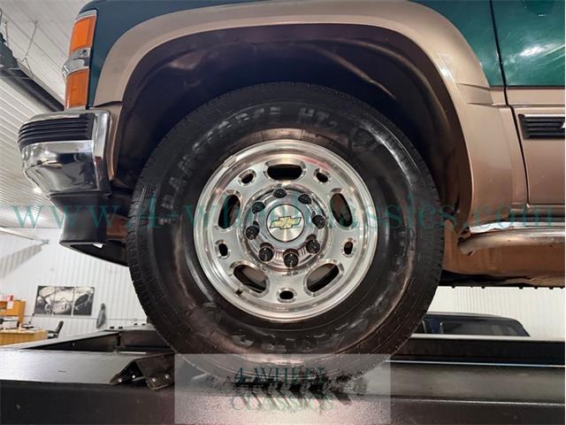 1996 Chevrolet Suburban (CC-2088111) for sale in Holland , Michigan