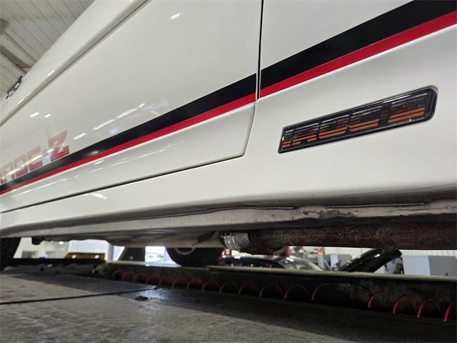 1989 Chevrolet Camaro IROC Z28 (CC-2088147) for sale in Vaudreuil-Dorion, Québec
