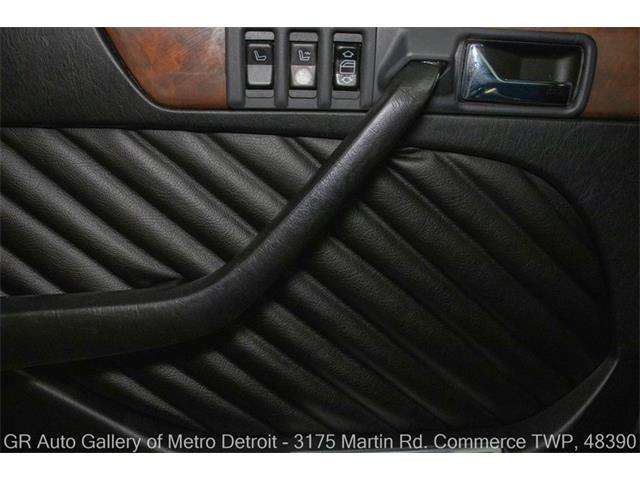 1989 Mercedes-Benz 560SEL (CC-2088205) for sale in Kentwood, Michigan