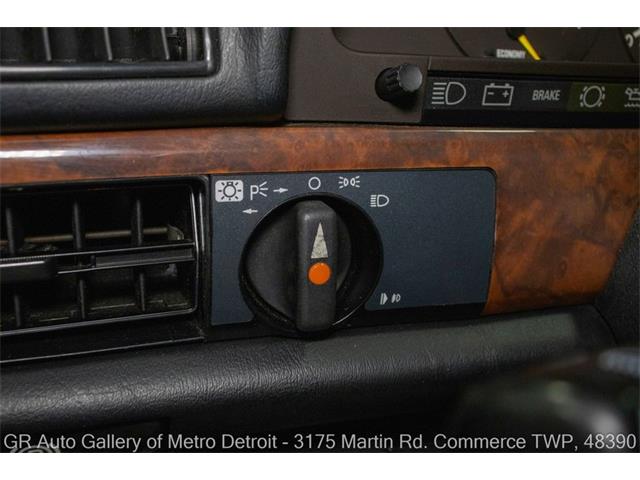 1989 Mercedes-Benz 560SEL (CC-2088205) for sale in Kentwood, Michigan