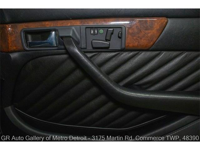 1989 Mercedes-Benz 560SEL (CC-2088205) for sale in Kentwood, Michigan