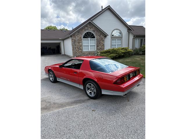 1986 Chevrolet Camaro IROC Z28 (CC-2088456) for sale in Tallmadge, Ohio