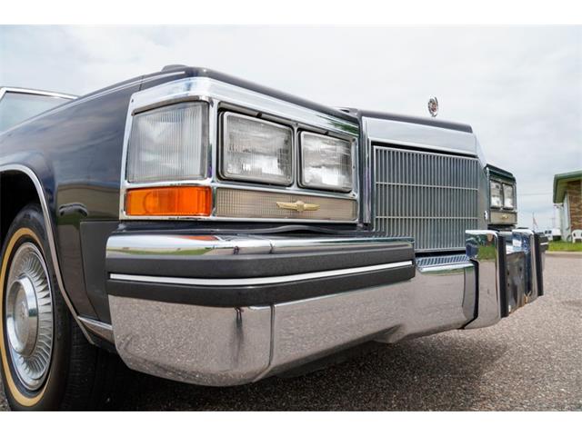 1985 Cadillac Fleetwood (CC-2088651) for sale in Ramsey, Minnesota