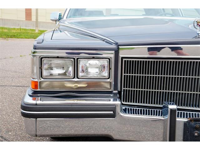 1985 Cadillac Fleetwood (CC-2088651) for sale in Ramsey, Minnesota