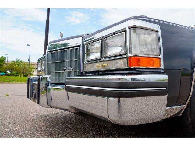 1985 Cadillac Fleetwood (CC-2088651) for sale in Ramsey, Minnesota