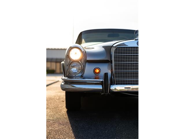 1968 Mercedes-Benz 280 (CC-2088830) for sale in Southampton, New York