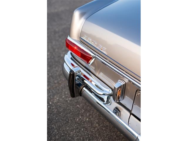 1968 Mercedes-Benz 280 (CC-2088830) for sale in Southampton, New York